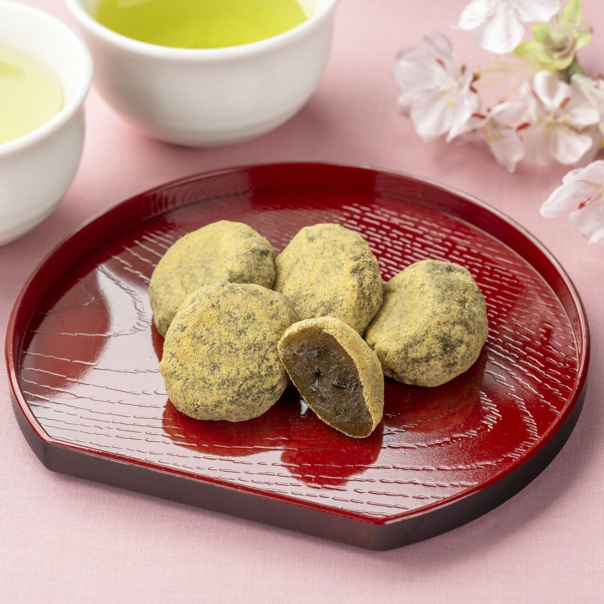 Seiki Japanese Mochi, Roasted Soybean and Black Sesame, 4.59 Ounce Seiki