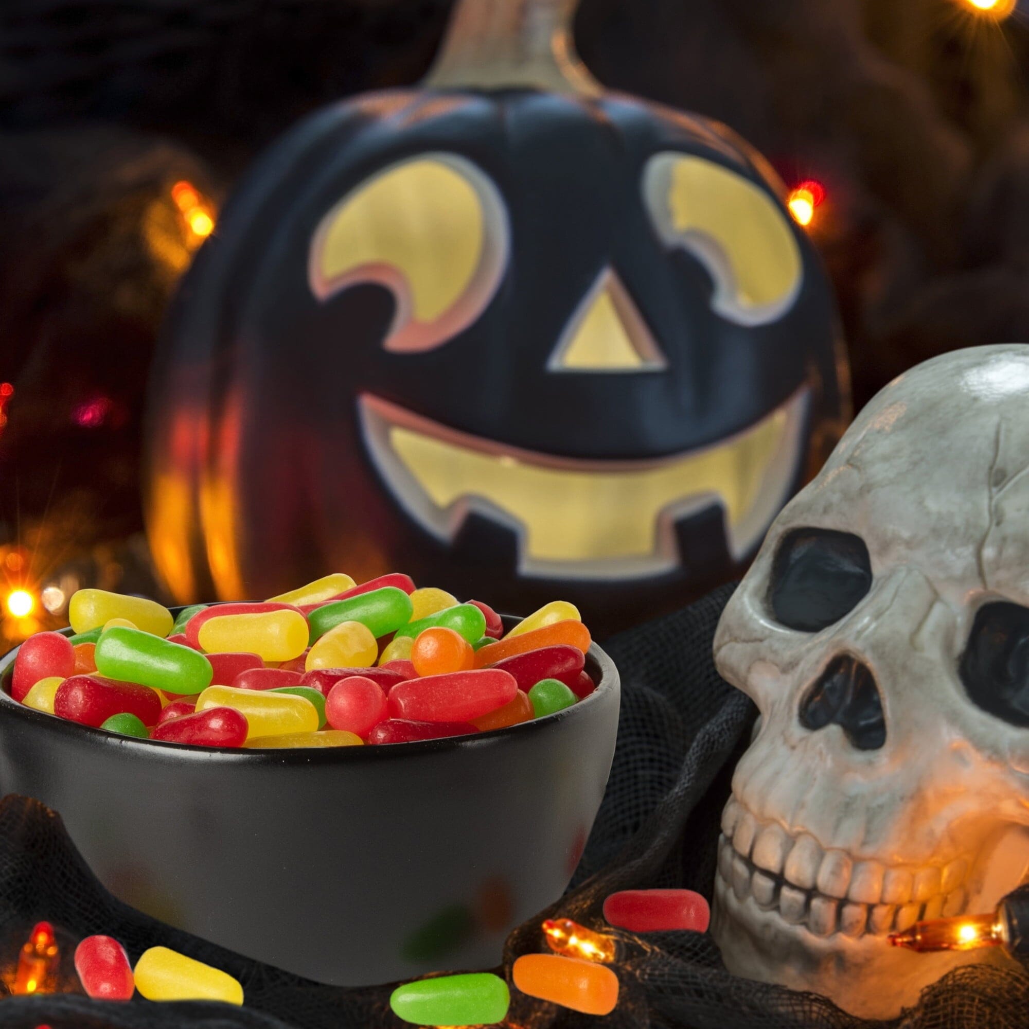 EXPIRED MIKE AND IKE SOUR Spooky Treats Chewy Candy, Halloween Candy, 4.25 Ounce Theater Box, 1 Count MIKE AND IKE 